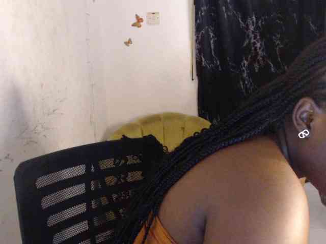 Eboni-hotboobs