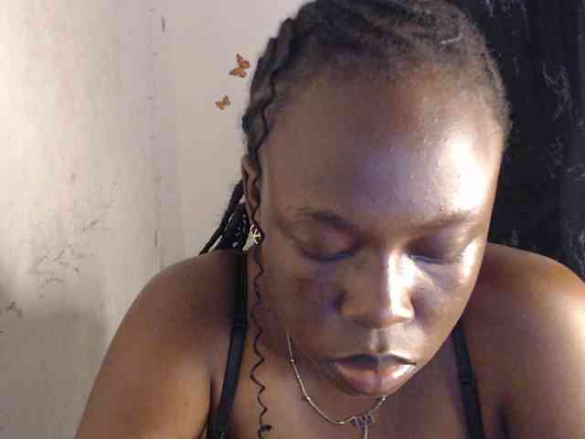 Eboni-hotboobs Eboni-hotboobs