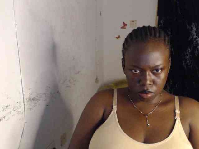 Eboni-hotboobs