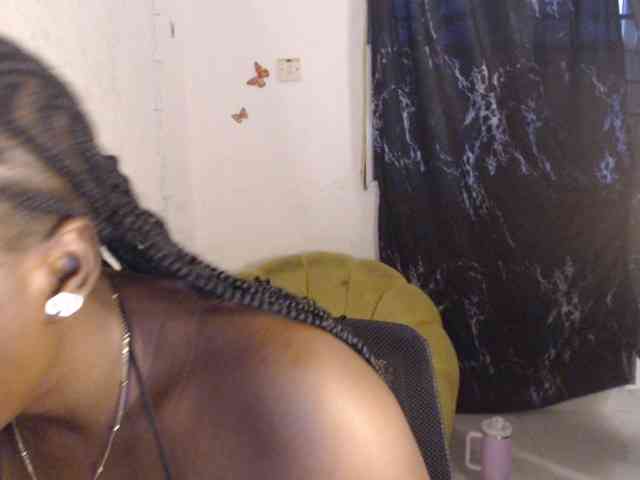 Eboni-hotboobs webcam