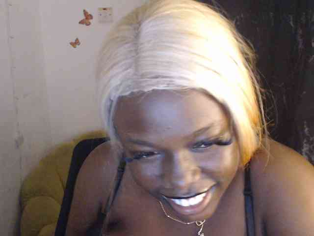 Eboni-hotboobs