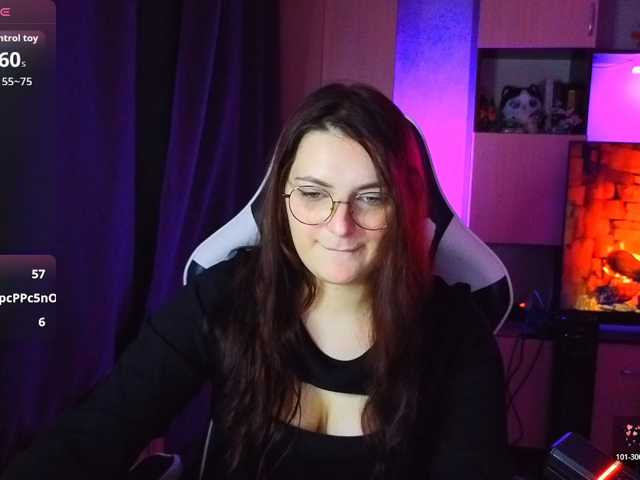 KatieMuse63 live cam on BongaCams