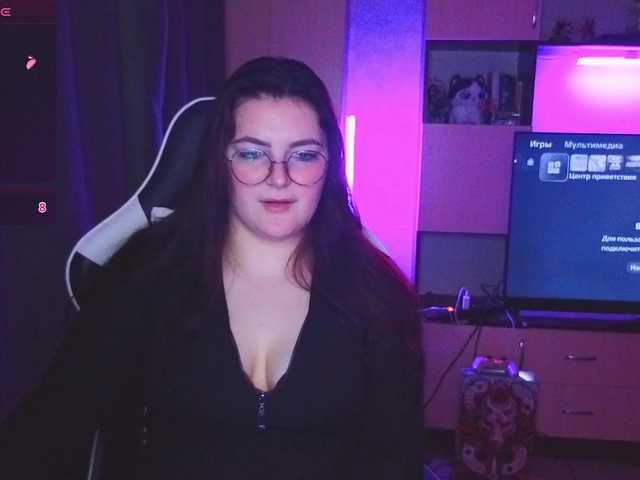 KatieMuse63 live cam on BongaCams