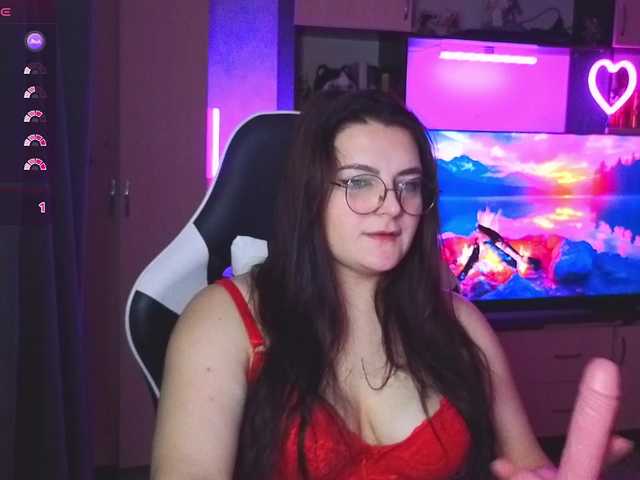 KatieMuse63 live cam on BongaCams