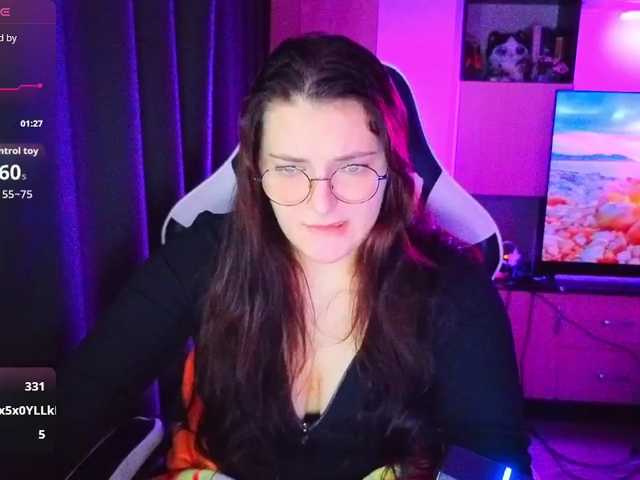 KatieMuse63 live cam on BongaCams