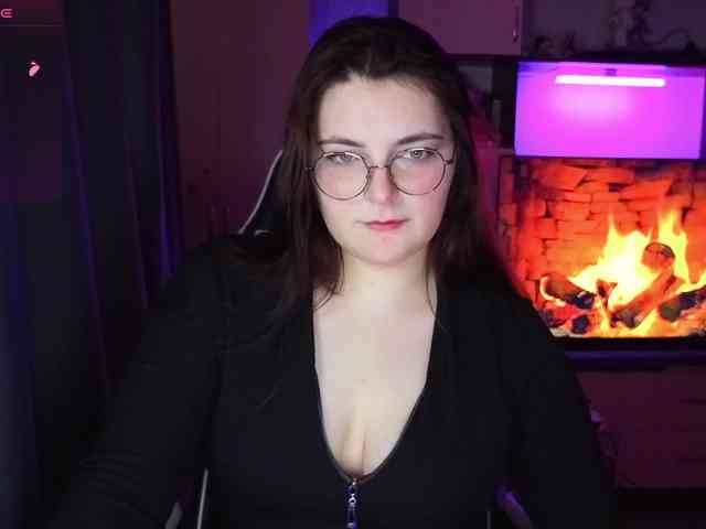 KatieMuse63 webcam