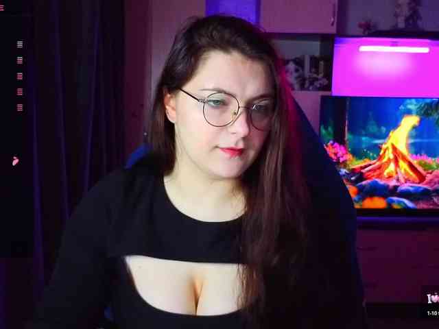 KatieMuse63 webcam