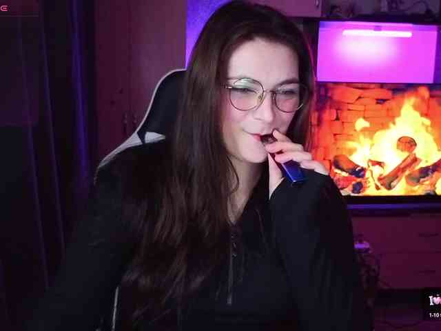 KatieMuse63 webcam