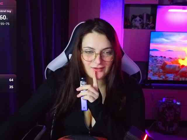 KatieMuse63 webcam