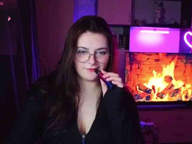 KatieMuse63 webcam