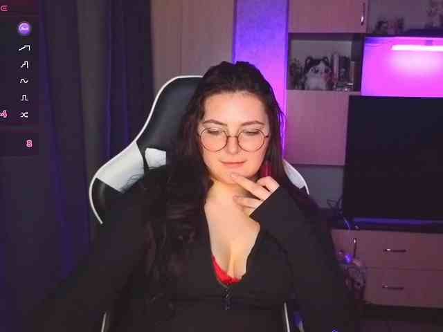 KatieMuse63 webcam