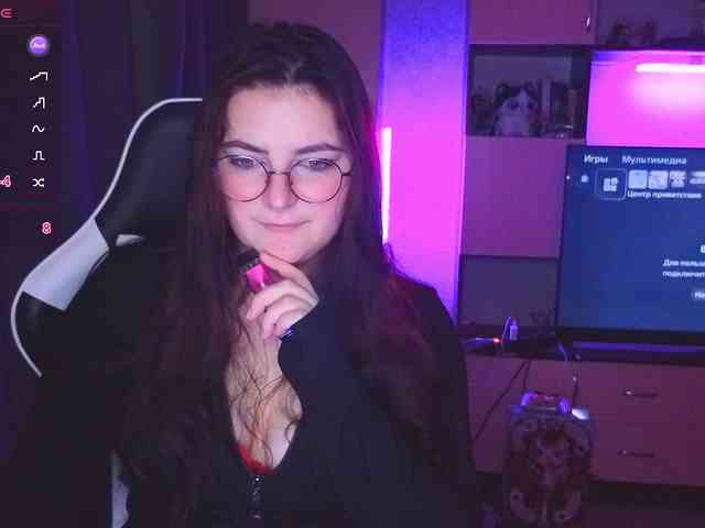 KatieMuse63 webcam