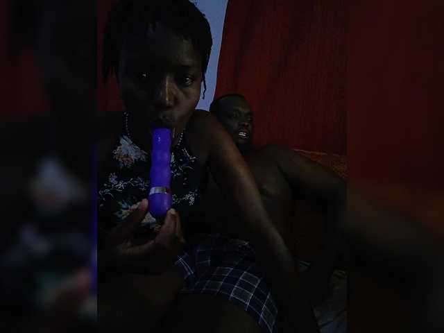 Dual-202 live cam on BongaCams