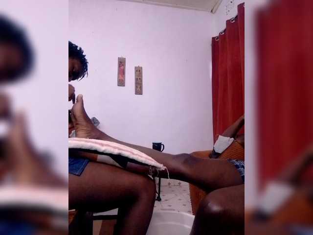 Dual-202 live cam on BongaCams