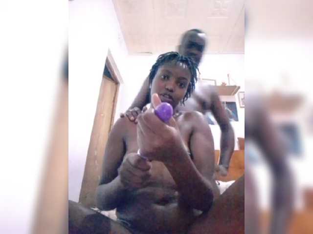 Dual-202 live cam on BongaCams
