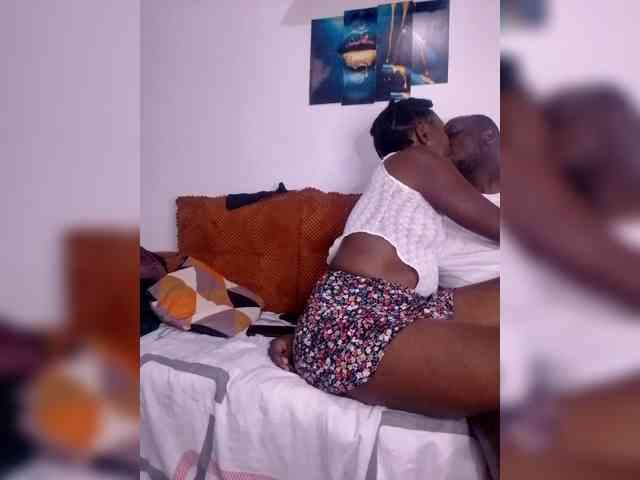 SquirtingEbony-202 webcam