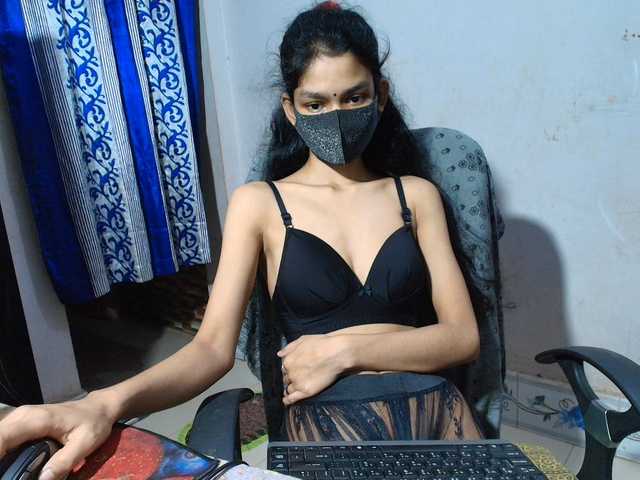 Yeasty1men live cam on BongaCams