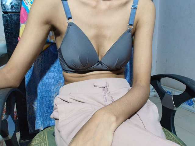 Yeasty1men live cam on BongaCams