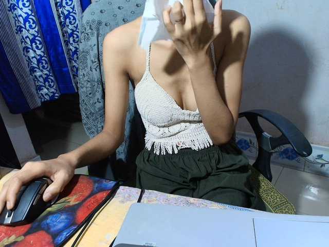Yeasty1men live cam on BongaCams