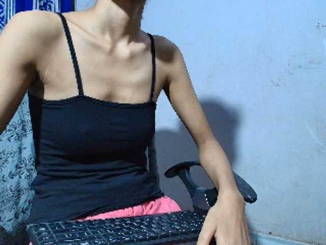Yeasty1men live cam on BongaCams