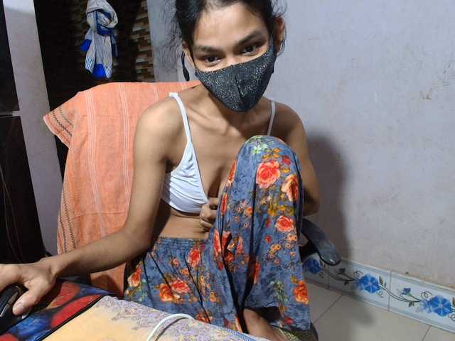Yeasty1men live cam on BongaCams