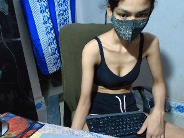 Yeasty1men live cam on BongaCams