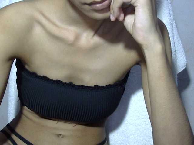 Yeasty1men live cam on BongaCams