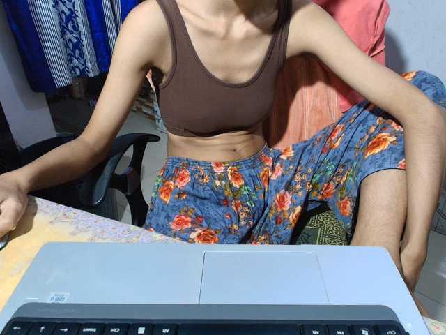 Yeasty1men live cam on BongaCams