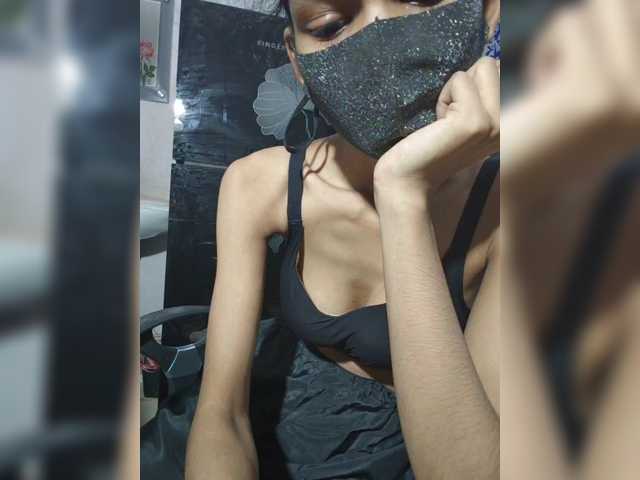 Yeasty1men live cam on BongaCams