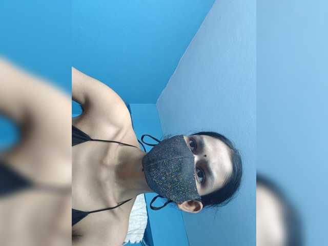 Yeasty1men live cam on BongaCams