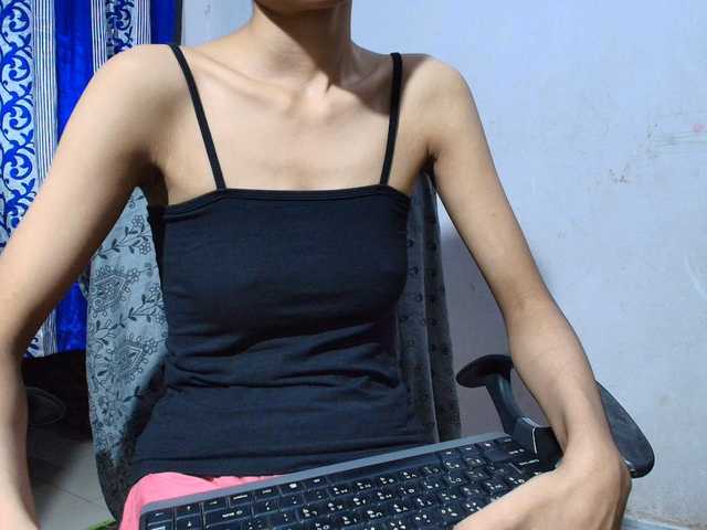 Yeasty1men live cam on BongaCams
