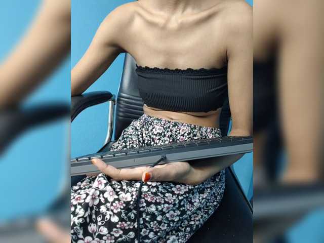 Yeasty1men live cam on BongaCams