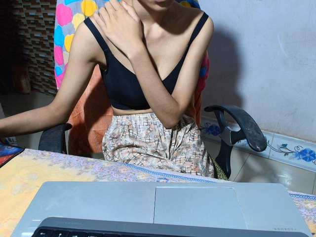 Yeasty1men live cam on BongaCams