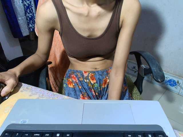 Yeasty1men live cam on BongaCams