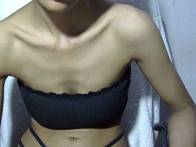 Yeasty1men live cam on BongaCams