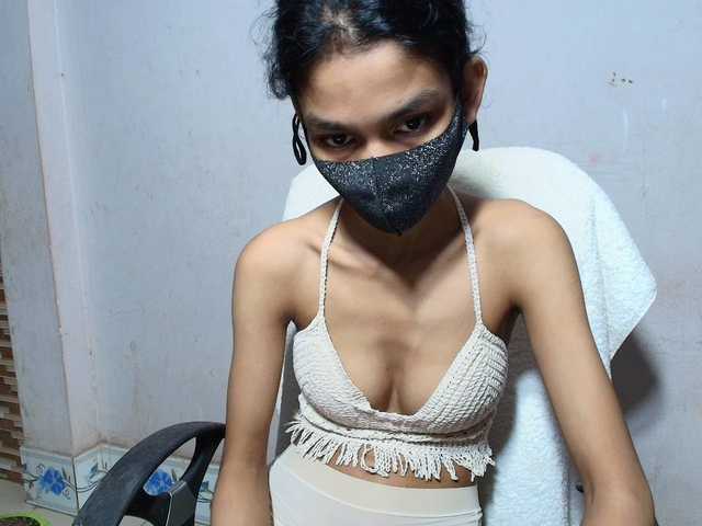 Yeasty1men live cam on BongaCams