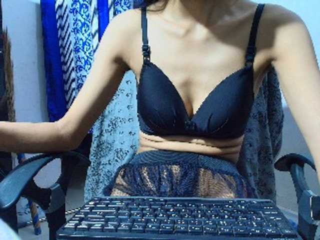 Yeasty1men live cam on BongaCams