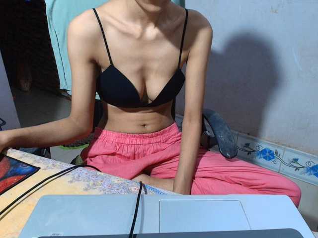 Yeasty1men live cam on BongaCams
