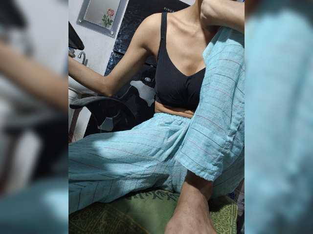 Sreya_Rupa live cam on BongaCams