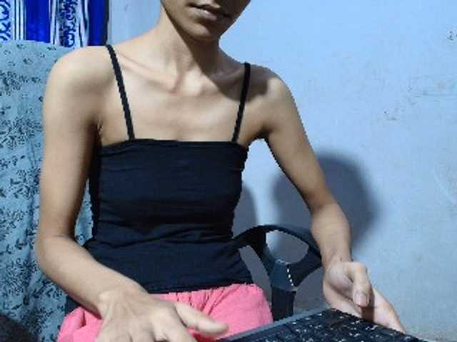 Yeasty1men live cam on BongaCams
