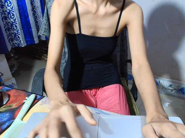 Yeasty1men live cam on BongaCams