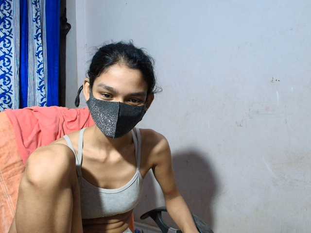 Yeasty1men live cam on BongaCams