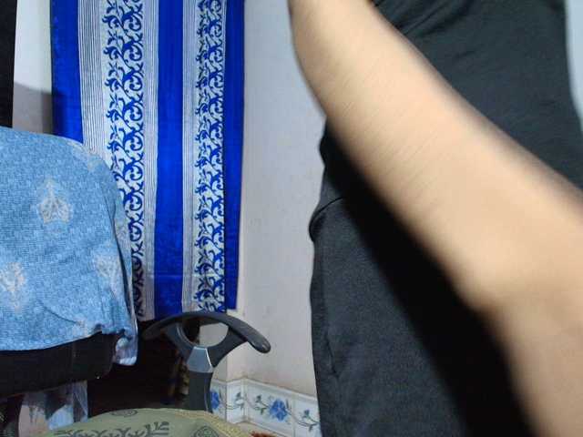 Yeasty1men live cam on BongaCams