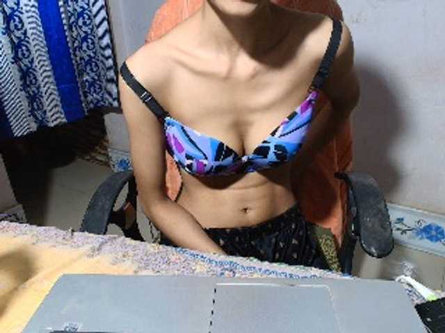 Yeasty1men live cam on BongaCams
