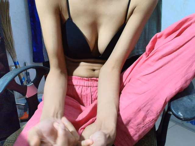 Yeasty1men live cam on BongaCams