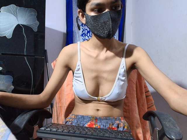 Yeasty1men live cam on BongaCams