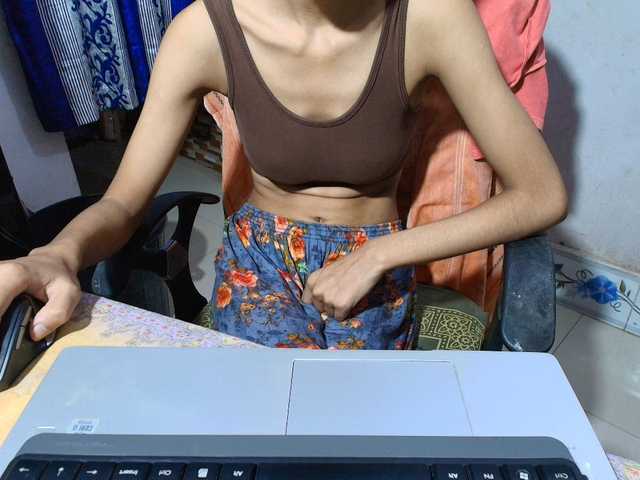 Yeasty1men live cam on BongaCams