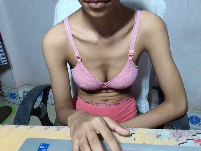 Yeasty1men live cam on BongaCams