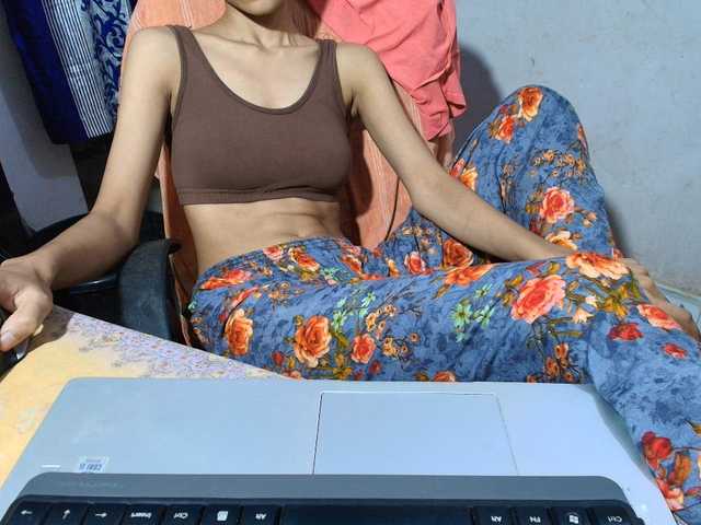 Yeasty1men live cam on BongaCams
