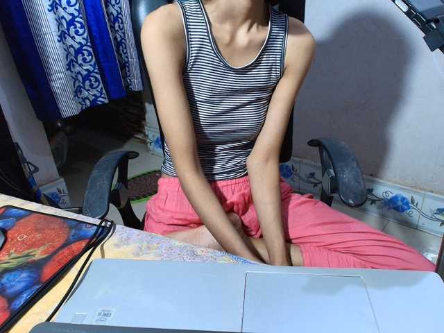 Yeasty1men live cam on BongaCams